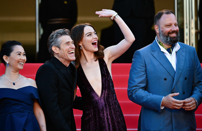 친절의 손 포스터